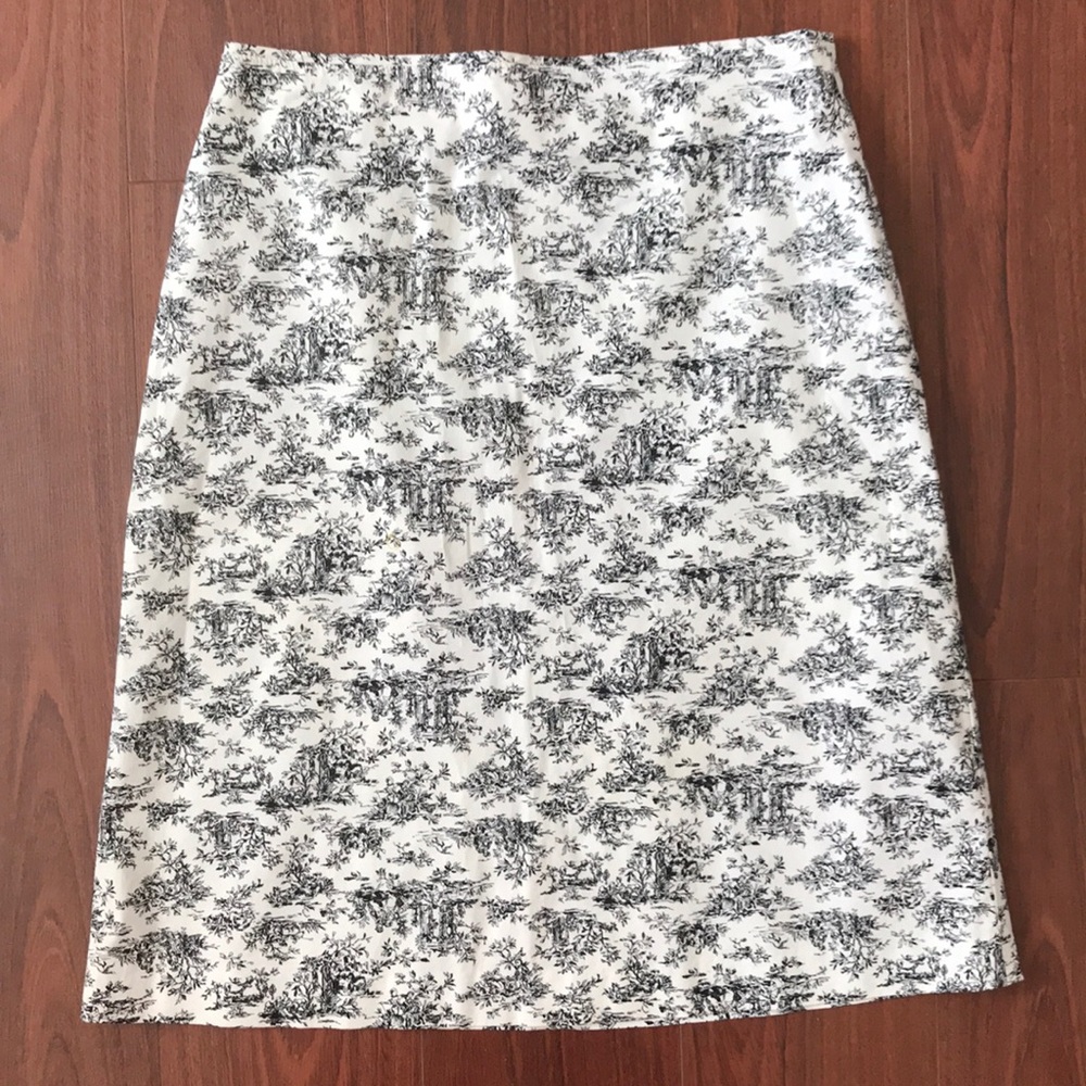 GAP PENCIL SKIRT